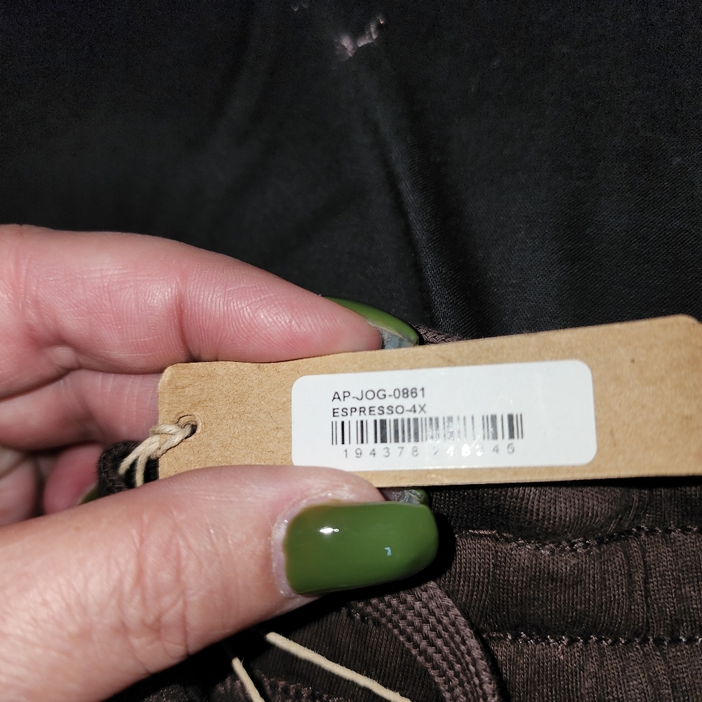 SKIMS NWT oversized Boucle/Sherpa joggers - Picture 4 of 4